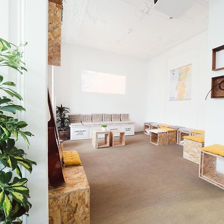Impact House Hostel Lisboa Екстериор снимка